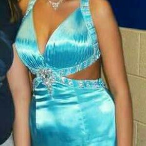 Tony bowls prom dress